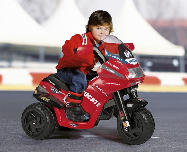 Peg Perego Μπαταριοκίνητη Μηχανή Ducati Desmosedici Evo 6V