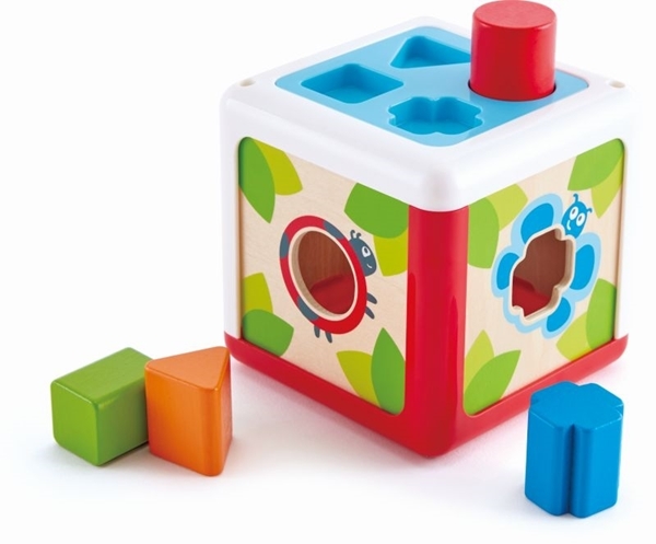 Hape Εκπαιδευτικό Παιχνίδι Κύβος με Σχήματα Ξύλινο Shape Sorting Box-Garden