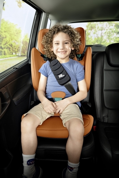 Britax Κάθισμα Αυτοκινήτου Kidfix i-Size 15-36kg Premium Galaxy Black